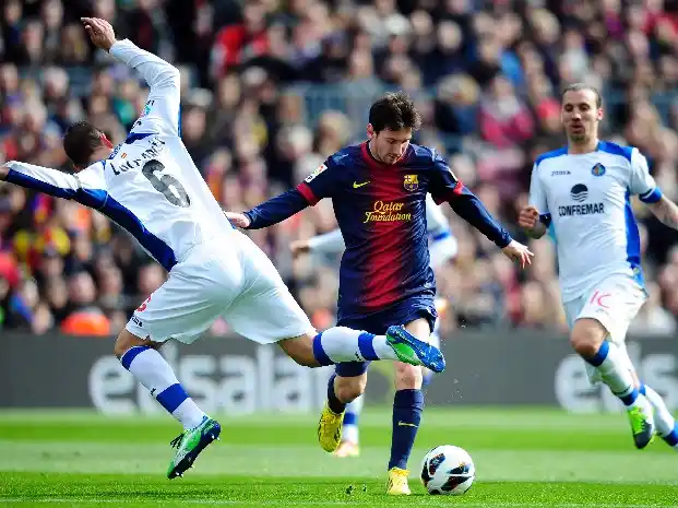 Messi estiró su racha goleadora y el Barsa vapuleó 6 a 1 a Getafe