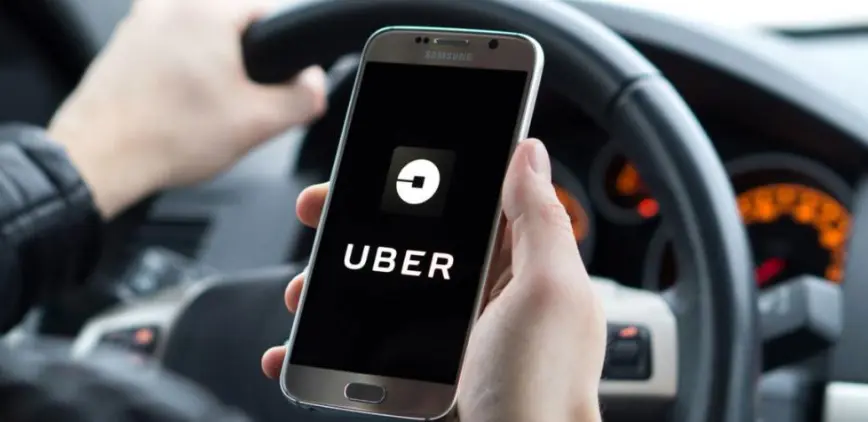 Uber: no está autorizado y la comuna secuestraría vehículos