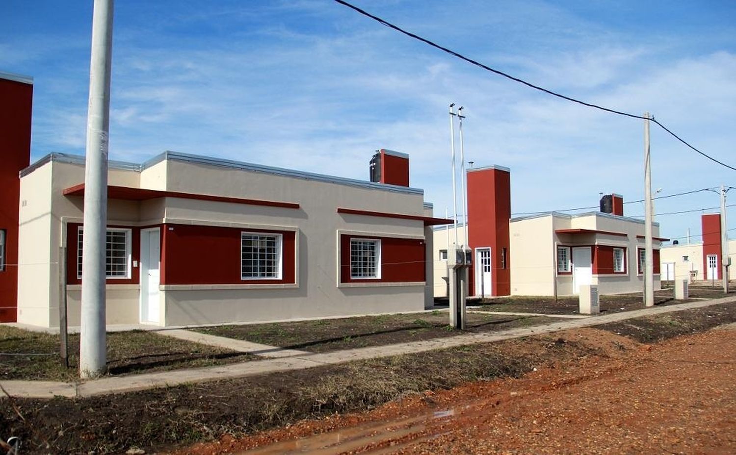 Provincia anunció la construcción de ocho viviendas en Gilbert