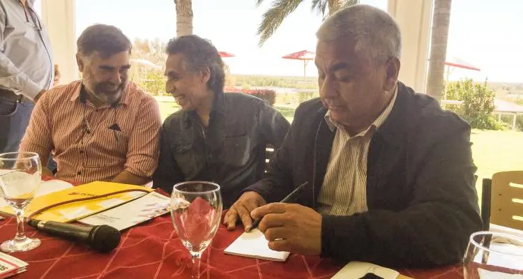 Salazar anticipó que ocupará la mitad de los cargos políticos que quedan vacantes