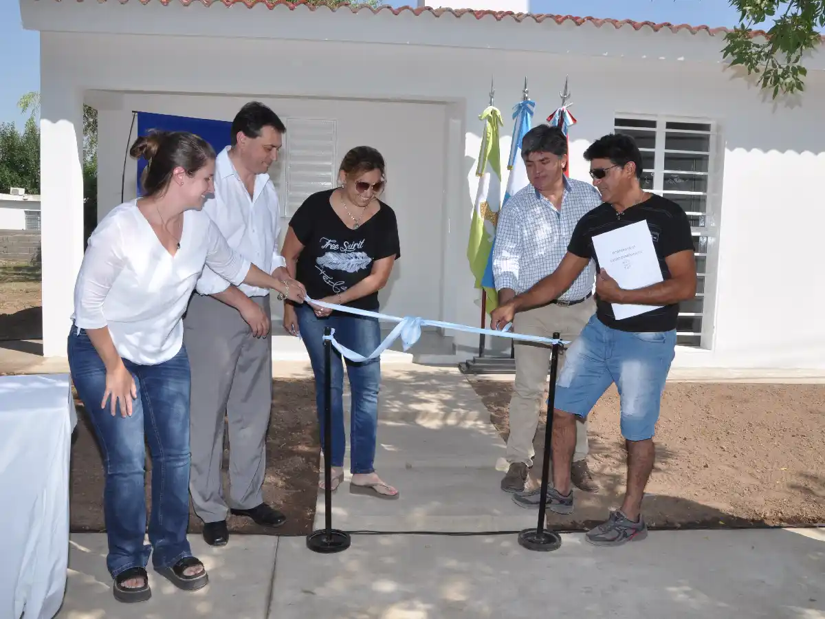 Nueva familia brinkmanense cuenta con casa propia  
