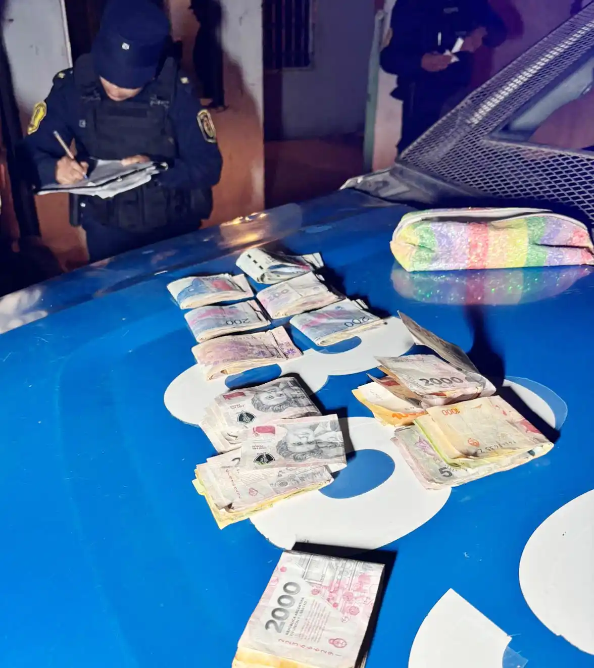 Secuestro de cocaína y dinero en efectivo tras patrullaje policial