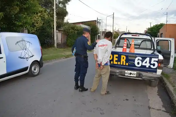 Fue detenido un hombre al que sorprendieron en la iglesia de Pueblo Nuevo