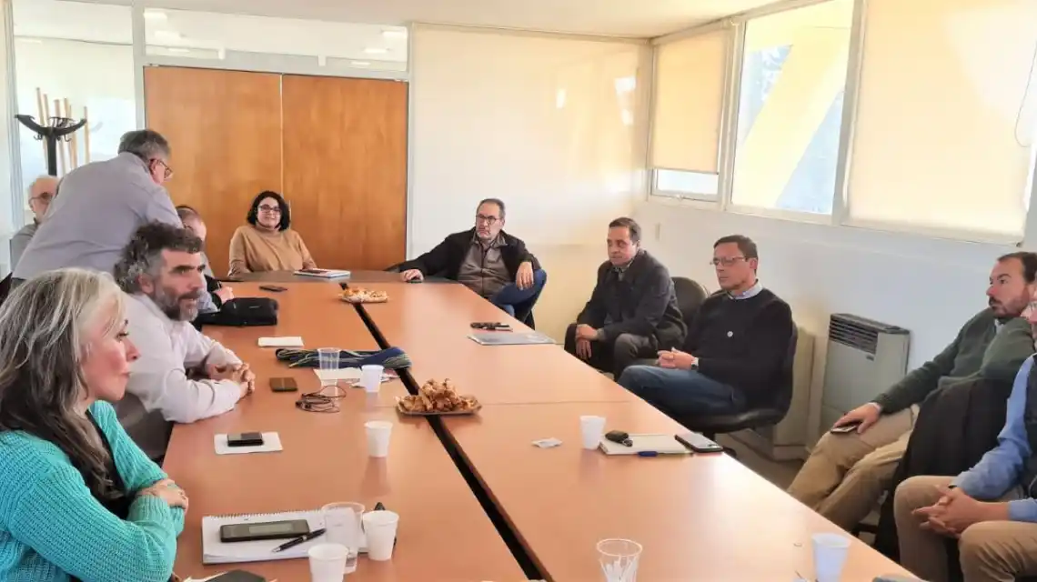 Autoridades de la EPE se reunieron con representantes de entidades intermedias, de la producción y cooperativas