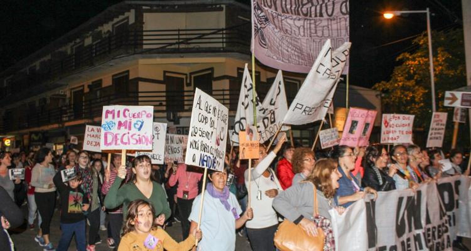 Marcha contra el abuso: No se suspende por lluvia y convocan a marchar con paraguas