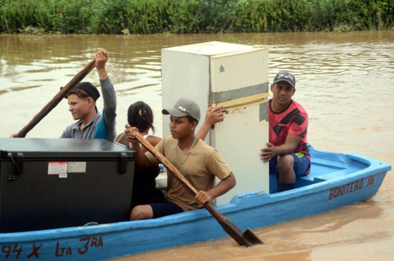 Al menos seis muertos y miles de evacuados por las fuertes lluvias en Cuba