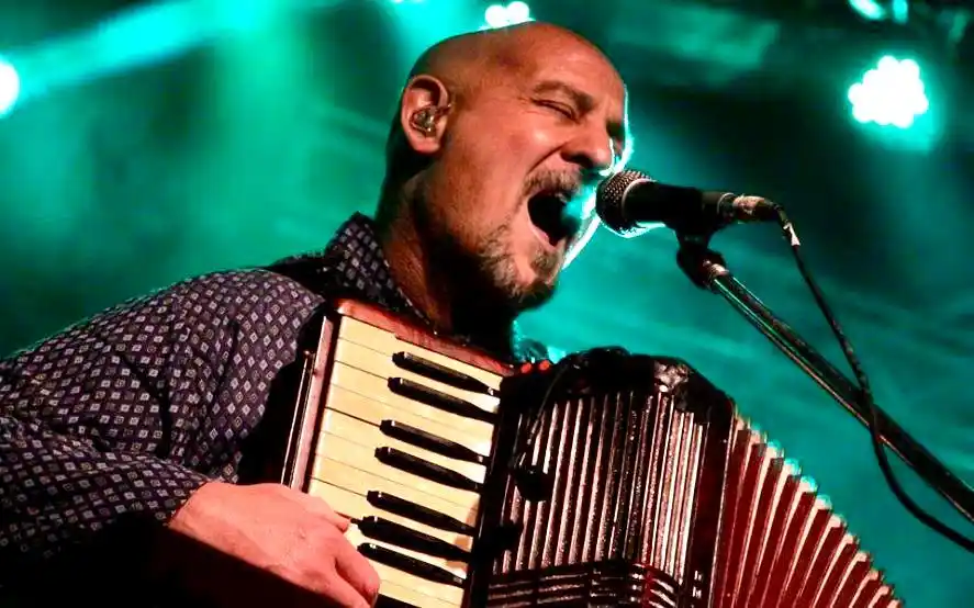 Juan Subirá. Integrante fundador y tecladista de la banda de rock Bersuit Vergarabat