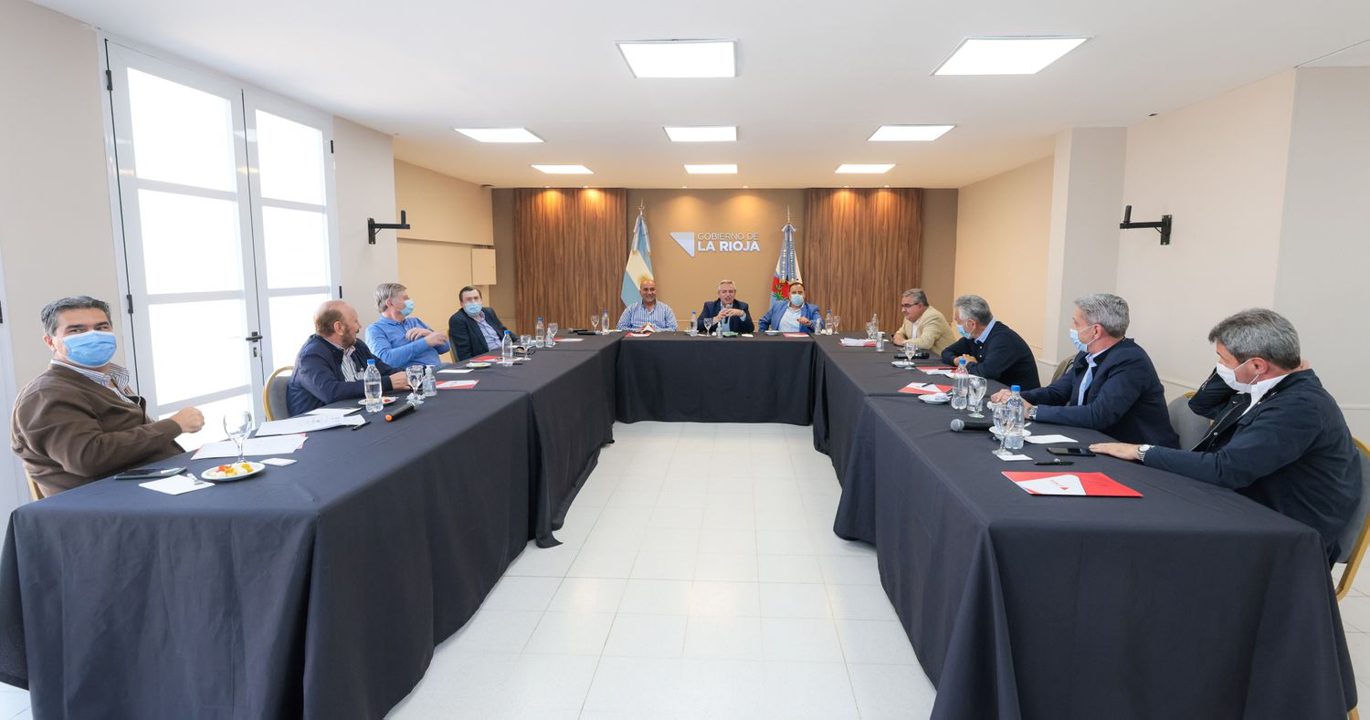 Apoyo de los gobernadores para el presidente Alberto Fernández