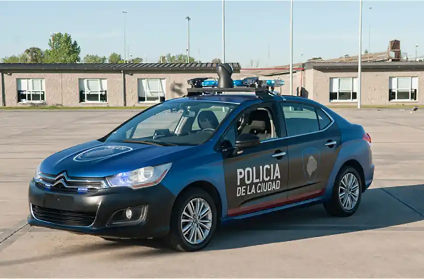 Apuñalaron a un efectivo de la Policía de la Ciudad de Buenos Aires