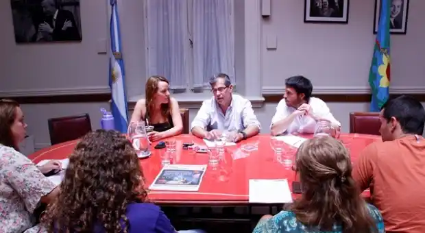 Provincia: Diputados del FpV se reunieron con ATE por el presupuesto