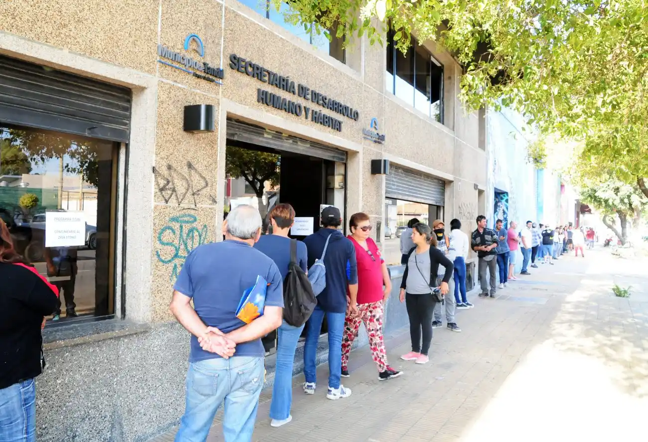 El Municipio detalló la millonaria inversión para acompañar familias durante la pandemia