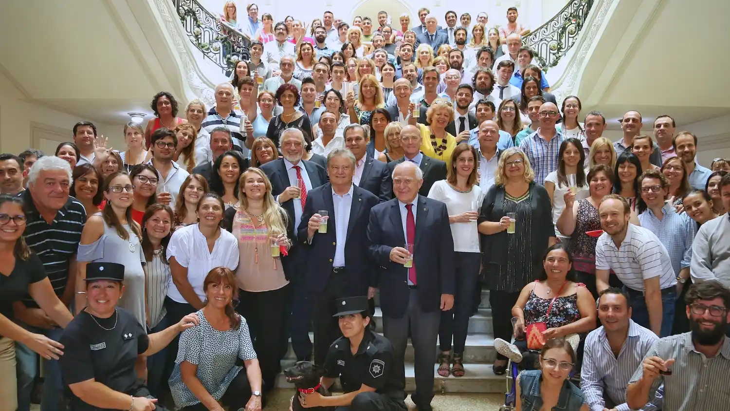 Lifschitz realizó el brindis de fin de año con los empleados públicos de Santa Fe