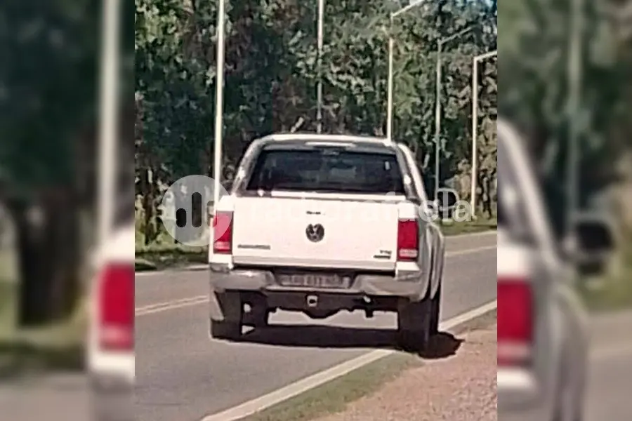 Repugnante hecho en la región: un hombre desnudo se ofreció a llevar a dos mujeres que hacían dedo
