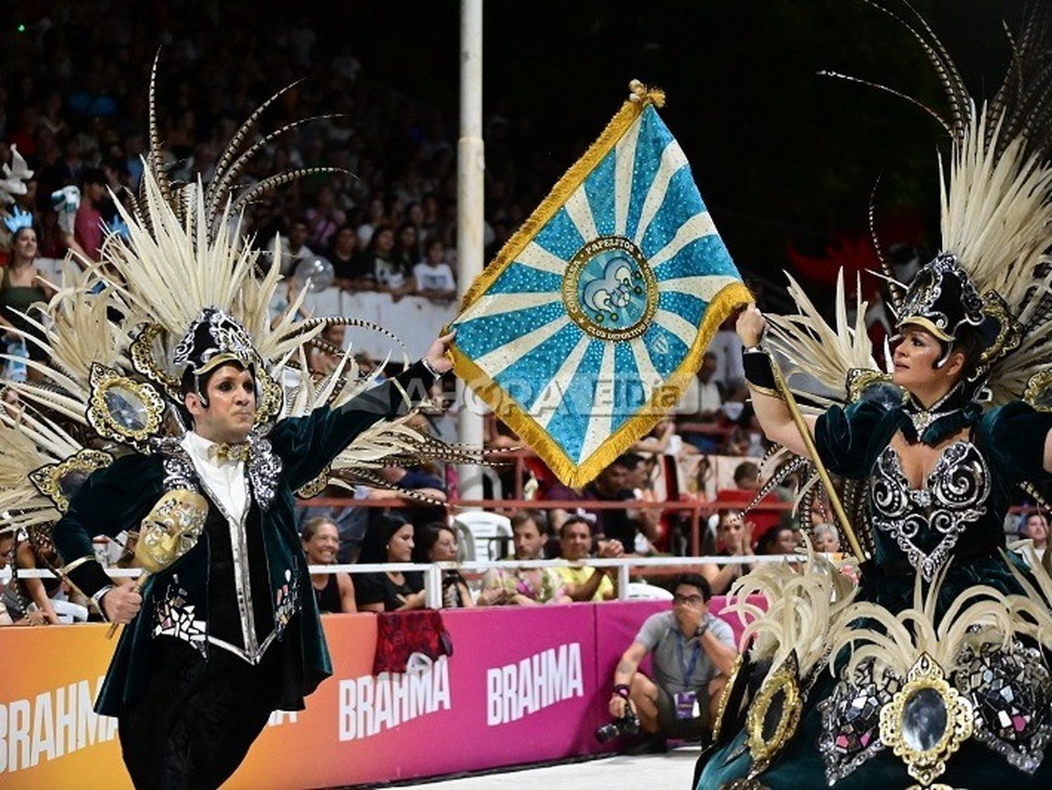 Lorena Sánchez y Lucas Shapiro son los mejores Portabanderas de este Carnaval