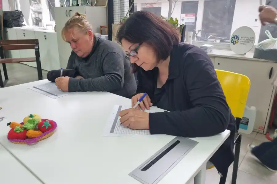 ¡Exitosa entrega! Se agotaron los kits de semillas que entregaba el Instituto para el Desarrollo Sustentable