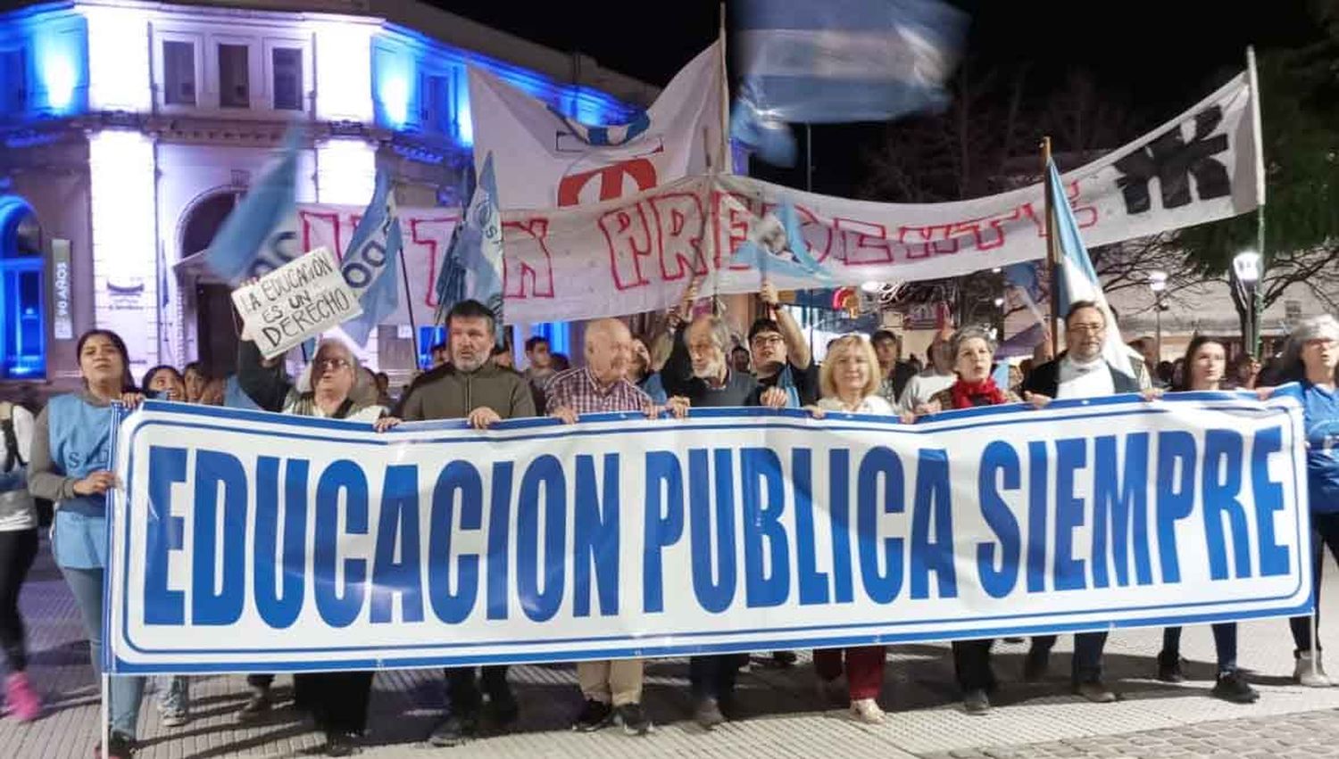 Al gran pueblo argentino ¡salud!