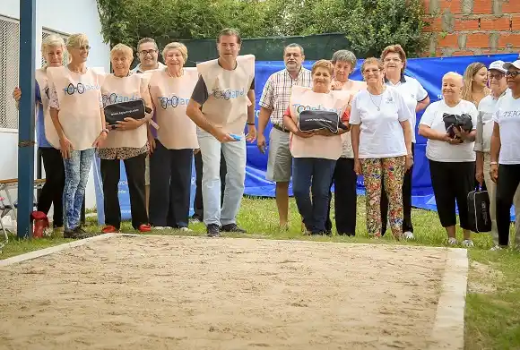 Se inauguró la segunda cancha de tejo techada