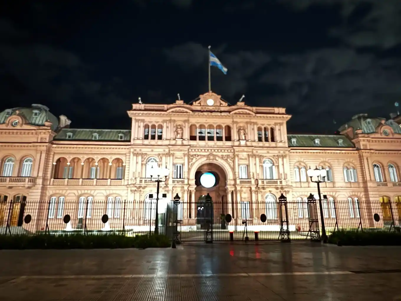 Empleo estatal: el Gobierno renovó contratos solo por un máximo de tres meses