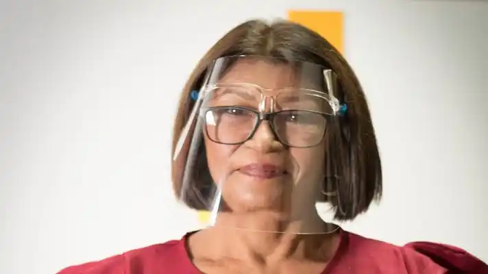 Ana Rosario Contreras recibe el premio «Mujer Coraje» otorgado por la primera dama de EE.UU.