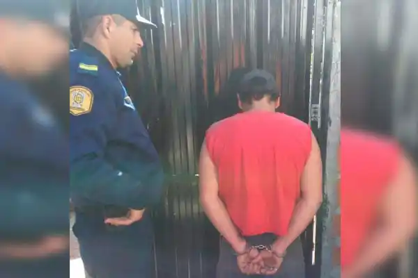 Detienen a un hombre que buscaban por robar a mano armada un bar