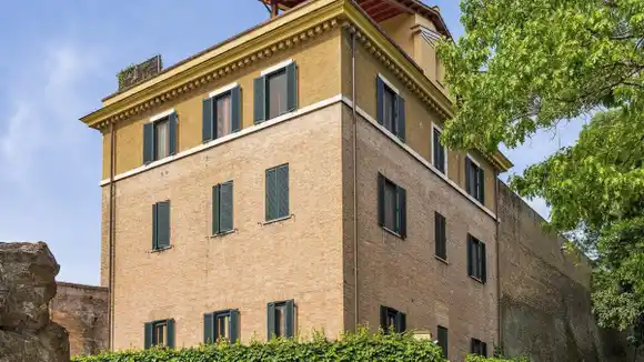 Francisco le dio a monjas argentinas el monasterio donde vivió Benedicto XVI