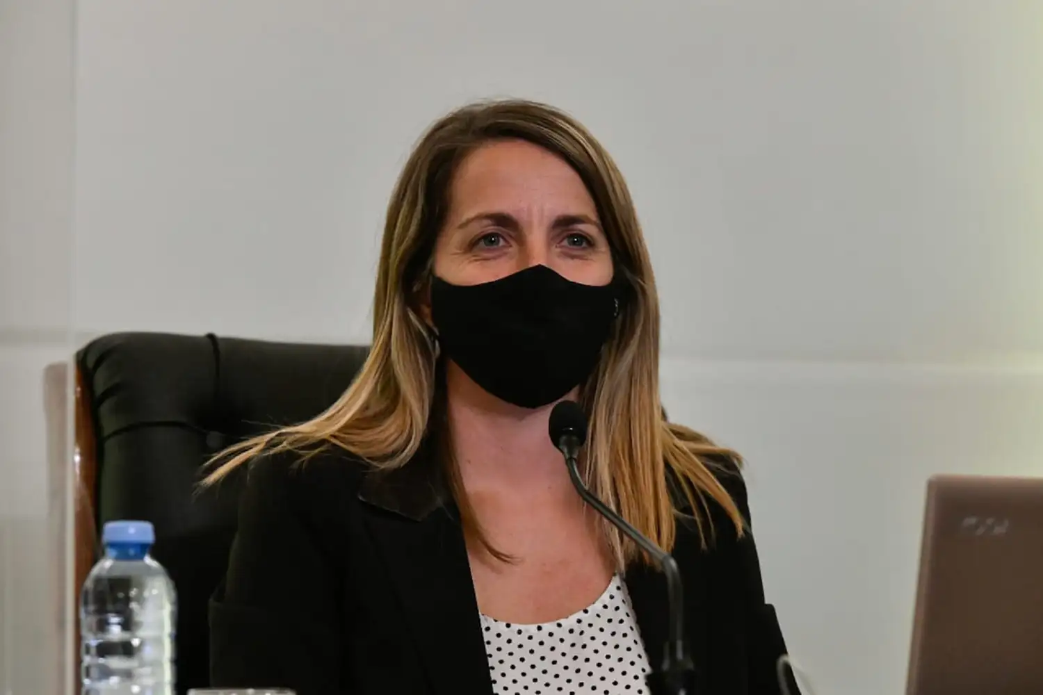 Stratta afirmó que el lunes se retoma la presencialidad 