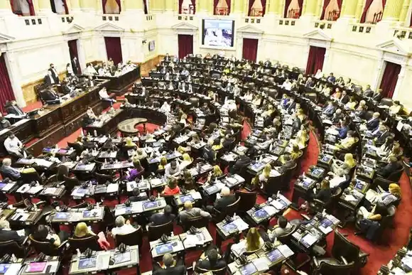 �SAprobamos una ley que beneficiará a las provincias  en la coparticipación⬝