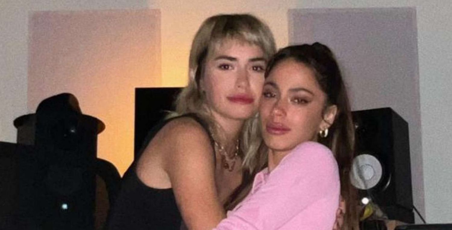 Lali Espósito y Tini Stoessel posaron juntas y los fans se ilusionan