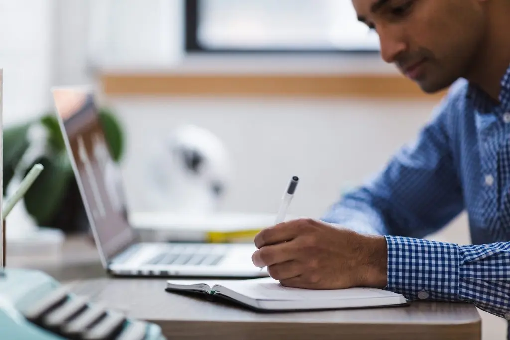 Psicólogos y pacientes se adaptan a las sesiones online