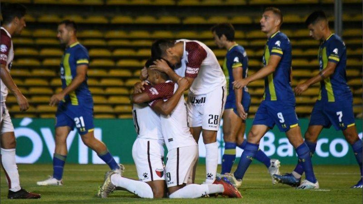 Colón le ganó a Rosario Central en el último partido antes del parate