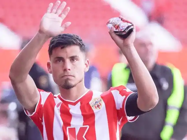 El concordiense Lucas Robertone tiene abiertas negociaciones con Vélez Sarsfield