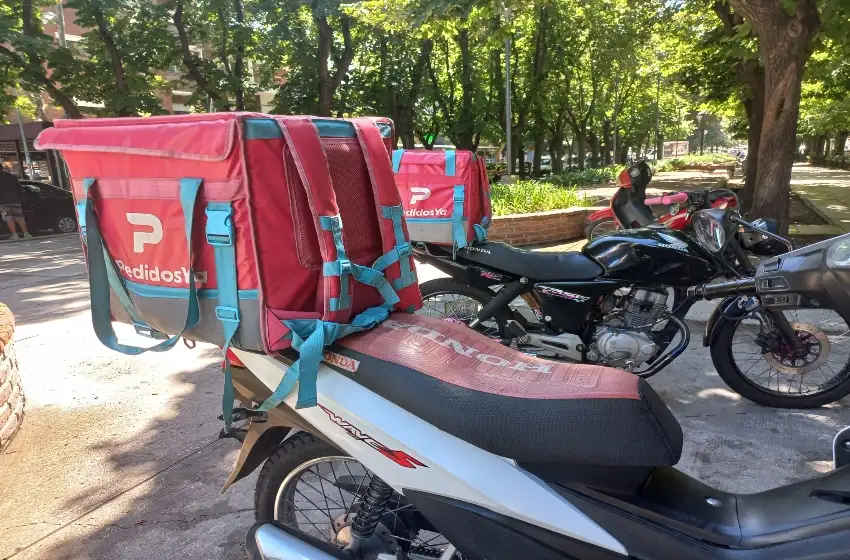 El sindicato de repartidores afirma que los trabajadores no tienen donde parar.