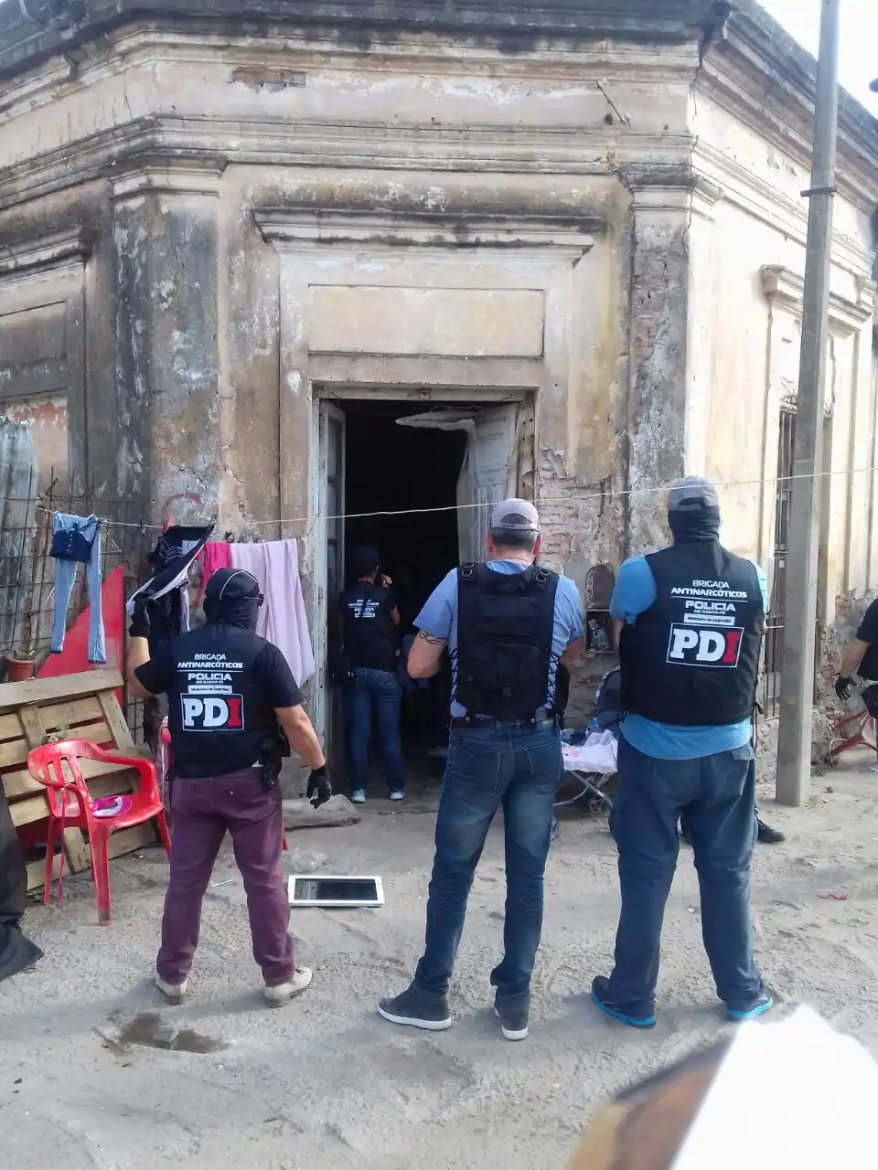 Allanamientos en barrio Scarafía terminó con cuatro detenidos