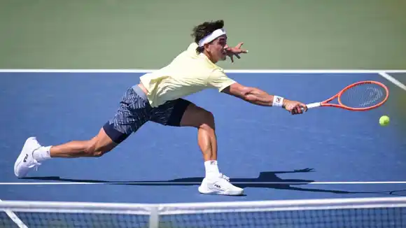 Comesaña dio la sorpresa y eliminó a Michelsen en el US Open