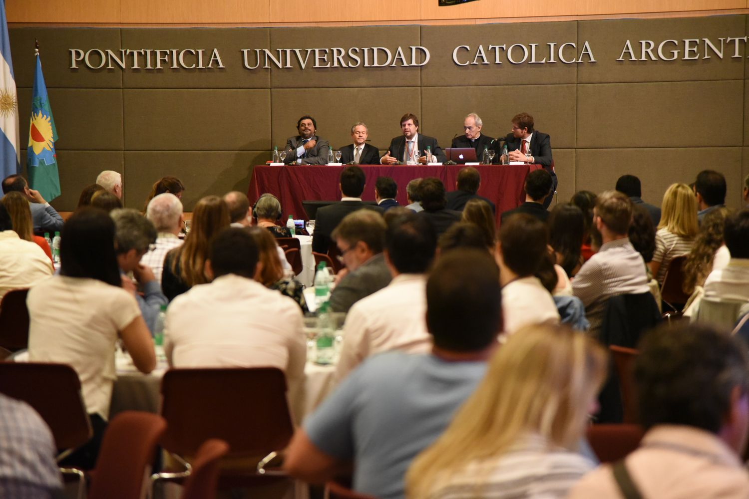 La OPDS reunió a jueces y legisladores en una jornada sobre Justicia y Ambiente