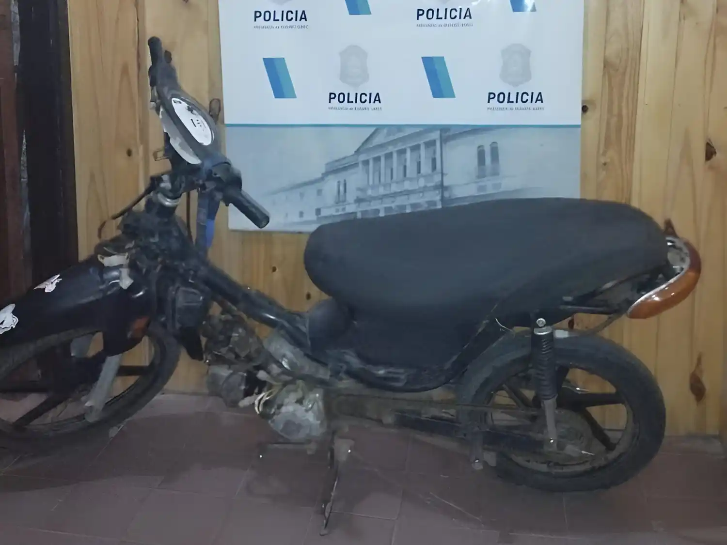 La moto quedó a disposición de la Justicia.