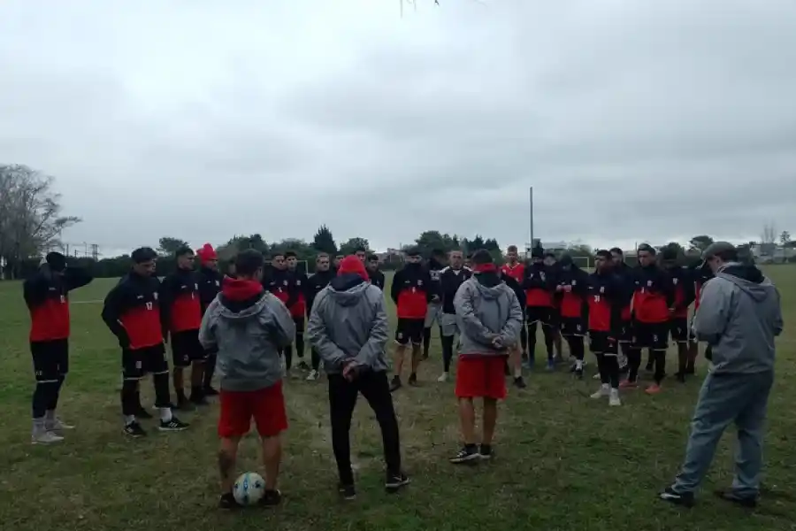 César Ceballos arbitrará al "9" y Gimnasia de Salta