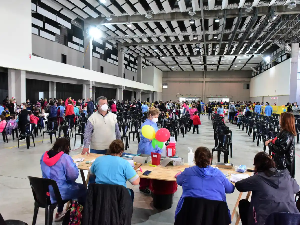  Anunciaron nuevos operativos de vacunación Covid 