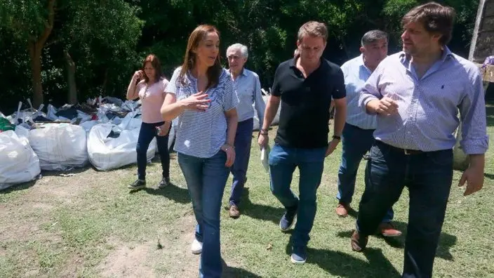 Vidal recorrió el predio de la isla Martín García donde se eliminó un basural a cielo abierto