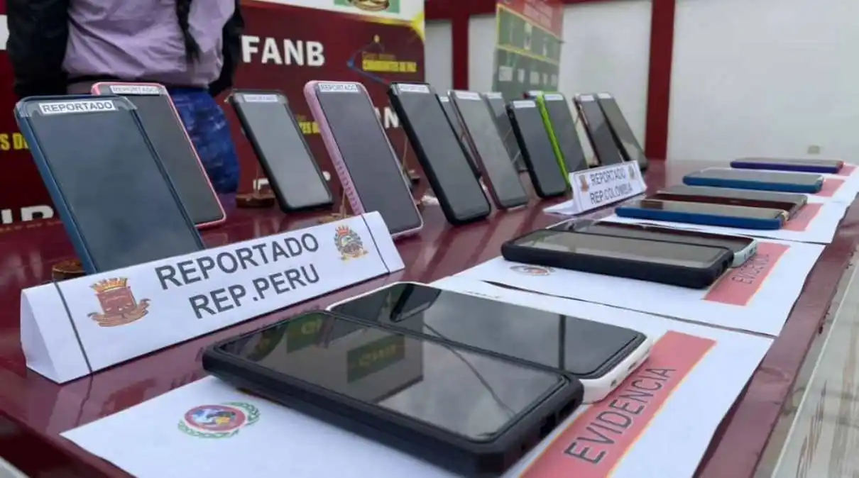 Ingresan teléfonos celulares robados de Colombia y Perú para venderlos en Táchira
