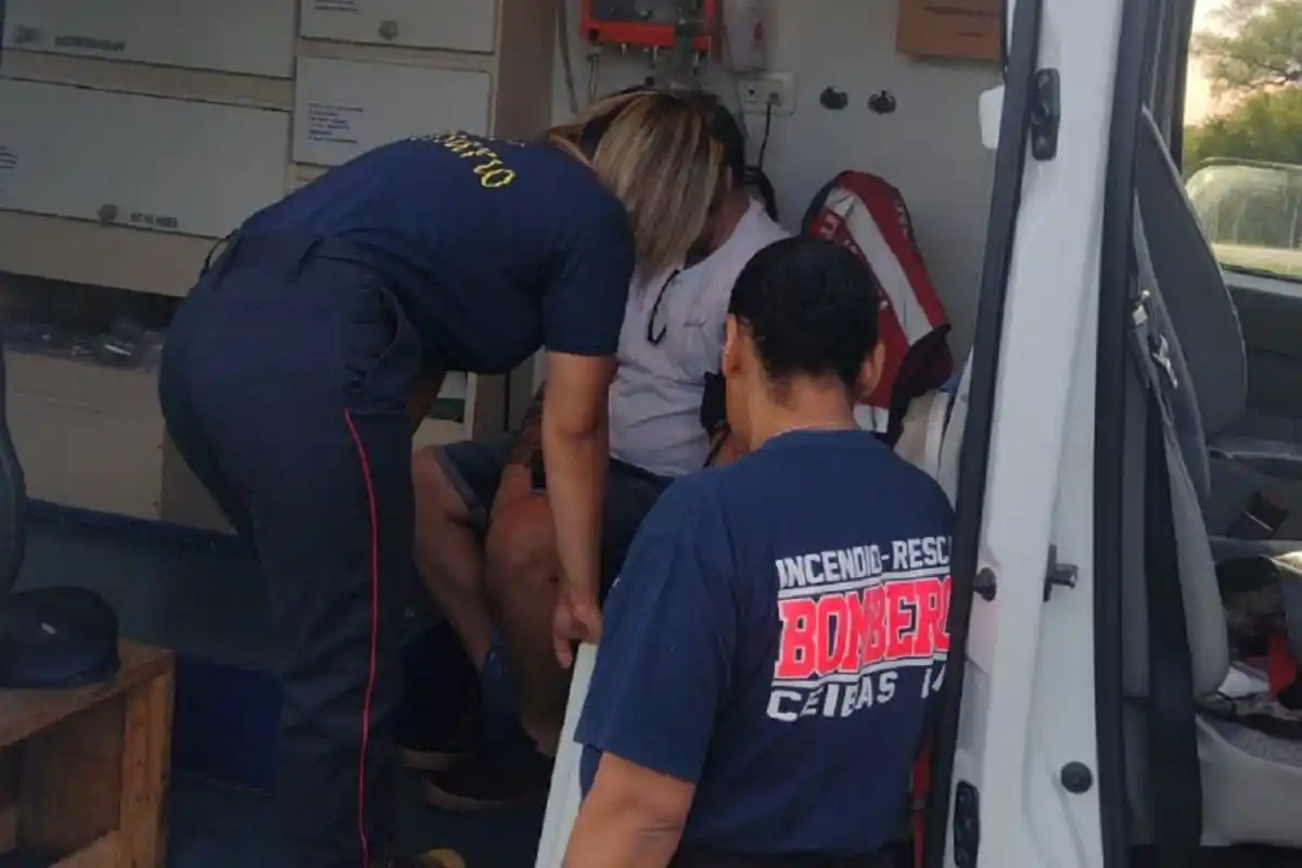 Se descompensó en plena Ruta 12 y de milagro lo salvaron los Bomberos