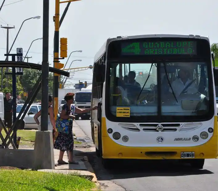 Desvíos de colectivo por trabajos en la ciudad