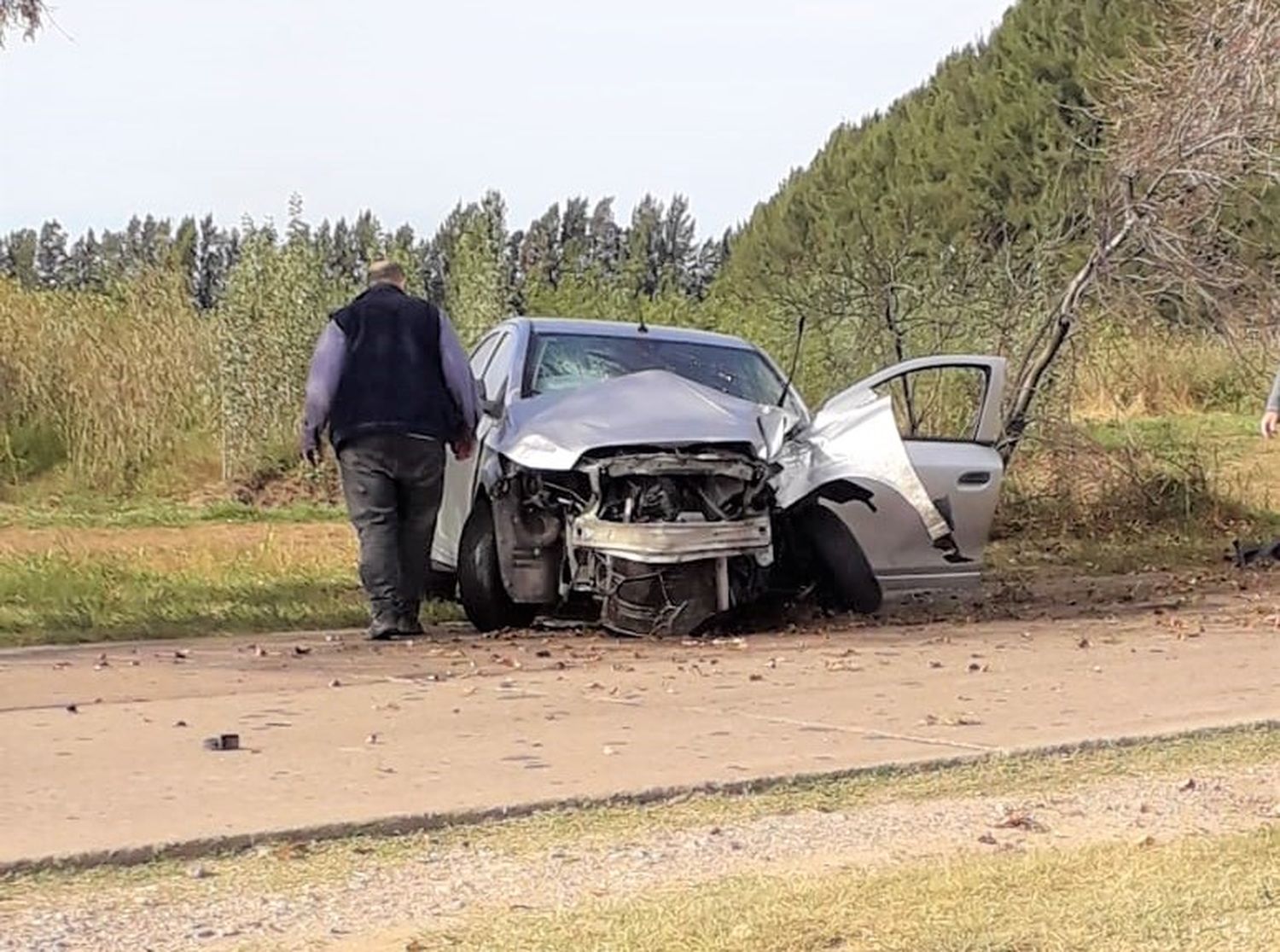 Piratas del asfalto evadieron un control policial y chocaron en ruta 191