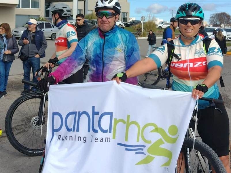 Atletas de Panta Rhei presentes en varias localidades