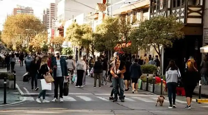 Mar del Plata: Intendente llamó “irresponsables” a los que no respetaron la “prueba piloto” 