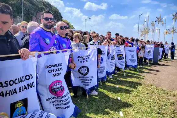 Comenzó en Mar del Plata el 55º Campeonato Argentino de Bowling Duckpin