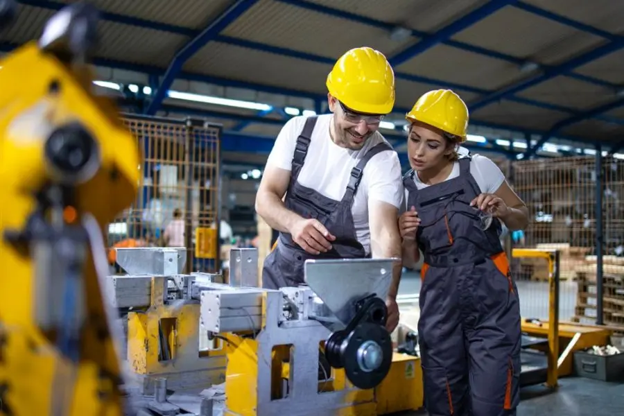 El empleo industrial disminuyó un 2,6% interanual en el mes de julio 2024
