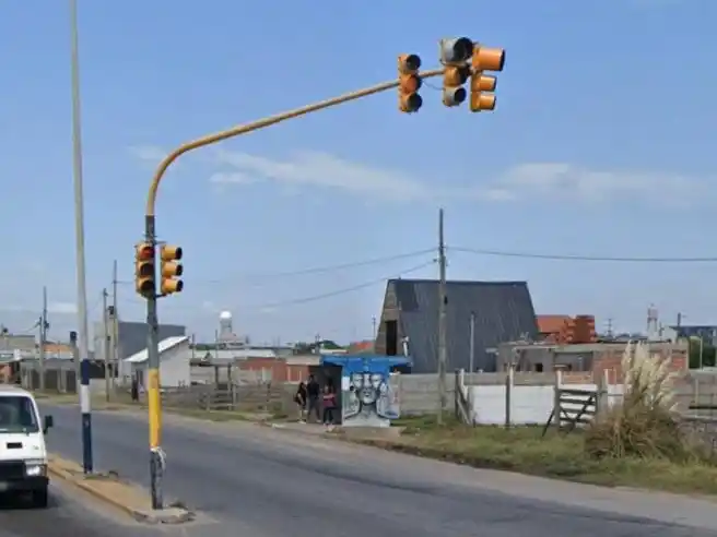 Imágenes del semáforo tomadas por los vecinos