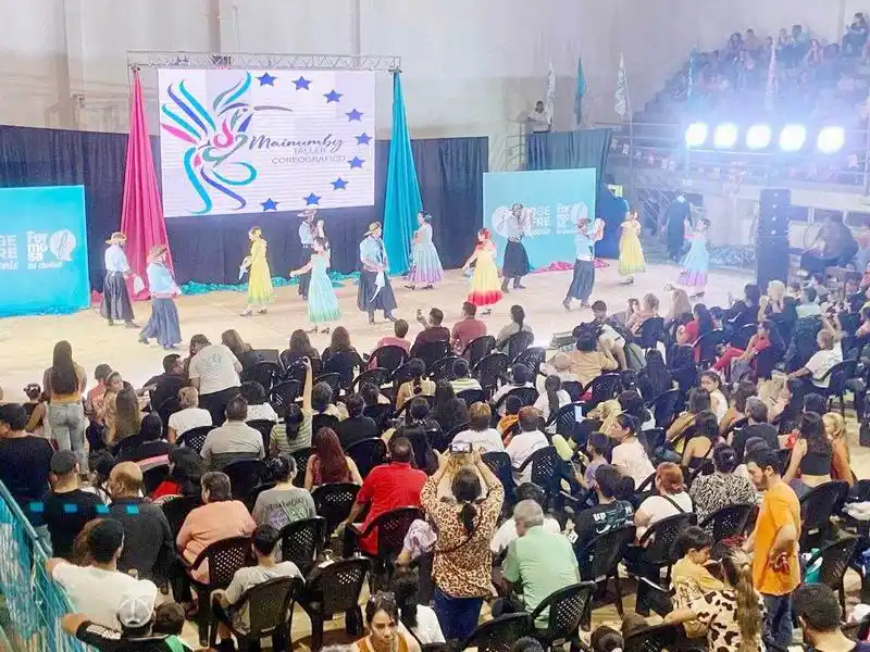 Exitosa doble gala por el Día Internacional 
de la Danza en el club Sol de América