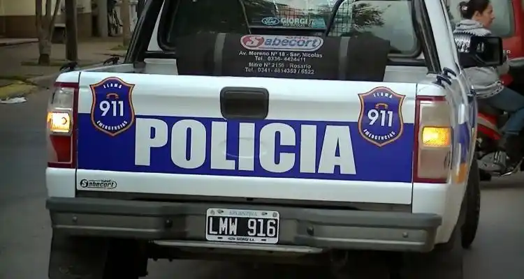 Allanamiento en la vivienda de un inspector municipal, secuestraron un arma